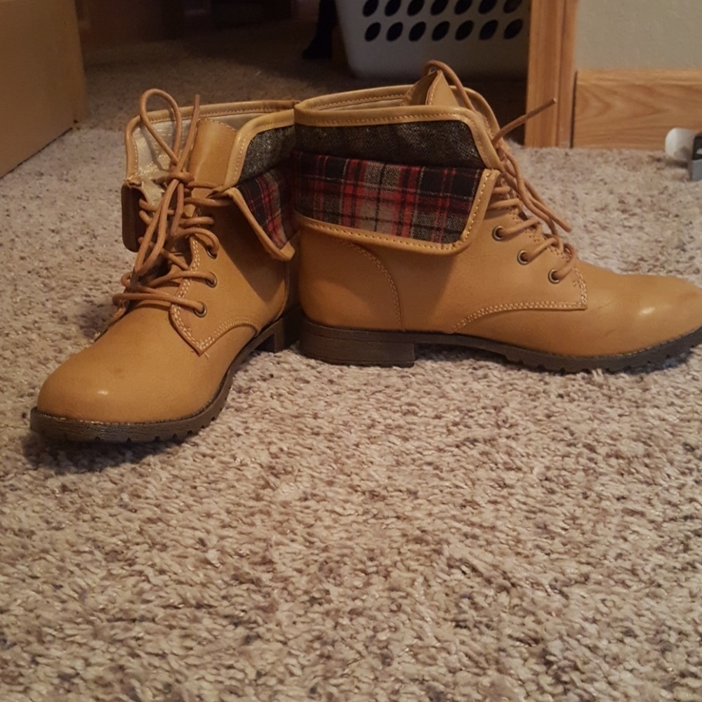 Womens Rampage boots